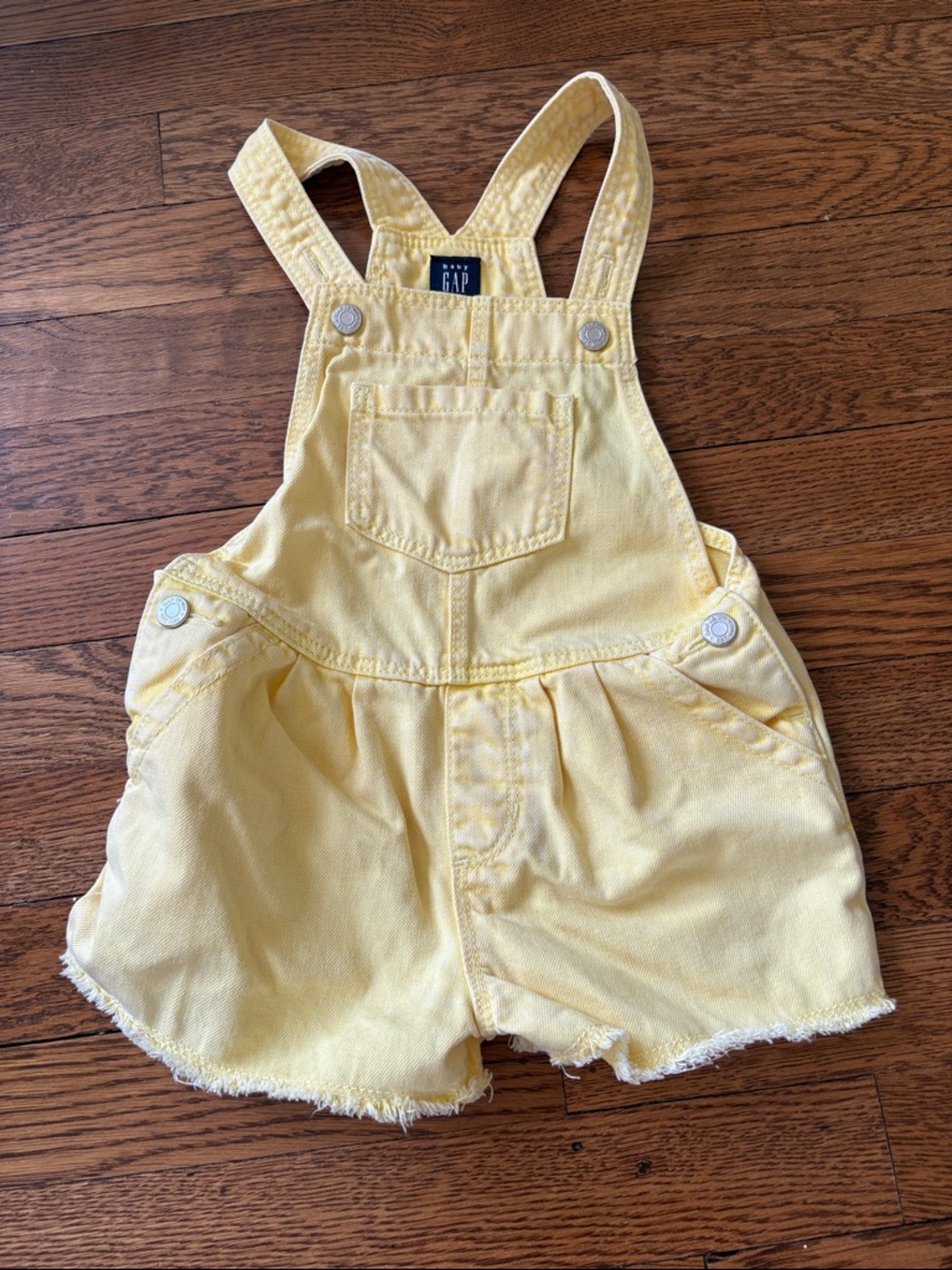 Like new, worn 1-2 times, Baby Gap yellow shortalls with cut off seams, size 3T